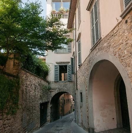B&B La Torretta Di Via Tassis Bérgamo Exterior foto