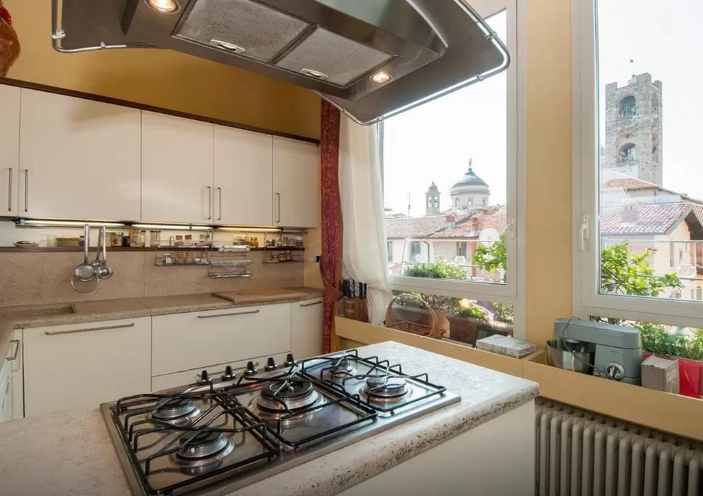 B&B La Torretta Di Via Tassis Bérgamo Exterior foto